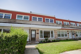 8909 N Washington St Unit E, Niles, IL 60714