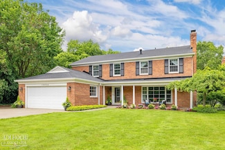15345 Windmill Pointe Dr, Grosse Pointe Park, MI 48230