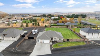 10807 Summit View Ct, Kennewick, WA 99338