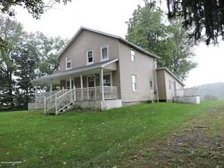 162 Outlet Rd, Dallas, PA 18612