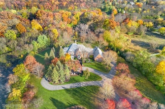 361 Ridge Rd, Barrington, IL 60010