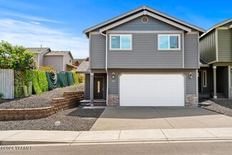 702 Southern Ave, Selah, WA 98942