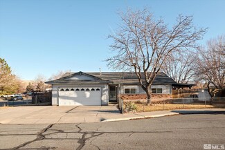 3079 Meadowlands Ct, Sparks, NV 89431