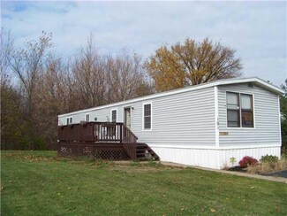 101 Locust Dr, Hamlin, NY 14464