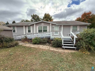 135 E Orleans Place, Sioux Falls, SD 57110