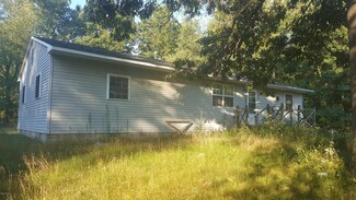 9900 Hemlock Rd, Reading, MI 49274