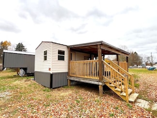 18 2nd St, South Dayton, NY 14138