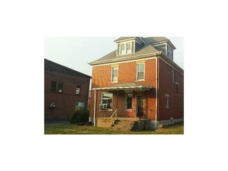 502 Market St, Brownsville, PA 15417