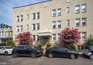 739 Newton Place NW Unit 301, Washington, DC 20010