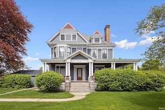 1031 E Jefferson Blvd, South Bend, IN 46617