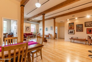 71 S Church St Unit S202, Pittsfield, MA 01201