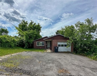 216 Caleb Ave, Syracuse, NY 13206