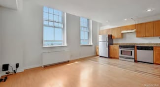 6102 Villa at the Woods, Peekskill, NY 10566