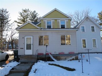 11 Gladys St, Rochester, NY 14621
