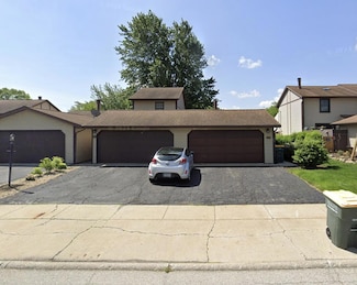 2010 Yorktowne Dr, Valparaiso, IN 46383