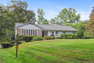 570 Bedford Rd, Mount Kisco, NY 10549