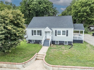 21405 Chesterfield Ave, South Chesterfield, VA 23803