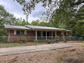 1591 Columbia Road 13, Magnolia, AR 71753
