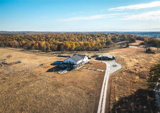 23891 Redding Ln, Liberty Township, MO 65556
