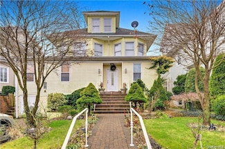 104 Sickles Ave, New Rochelle, NY 10801
