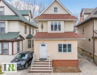 937 E 15th St, Brooklyn, NY 11230