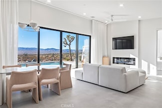59425 Sun Mesa Dr, Yucca Valley, CA 92284