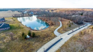 18463 Windy Hill Rd, Staunton, IL 62088