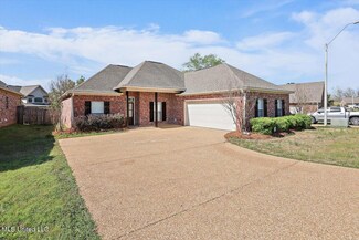 585 Clubhouse Dr, Pearl, MS 39208