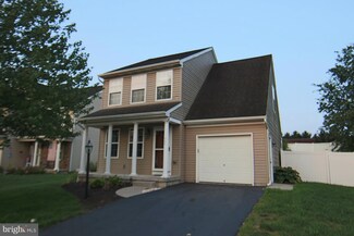 208 Adobe Dr, Middletown, PA 17057