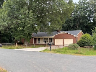 394 Stanleyville Manor Ave, Rural Hall, NC 27045