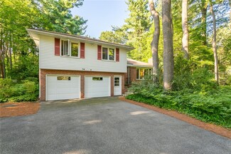 36 Trowbridge Trail, Pittsford, NY 14534