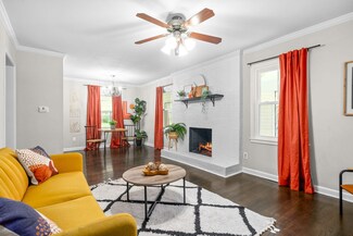 209 Park Ln, Clarksville, TN 37042