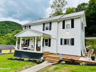 541 Edgewood Dr, Williamsburg, PA 16693