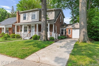 223 N Vermont Ave, Royal Oak, MI 48067
