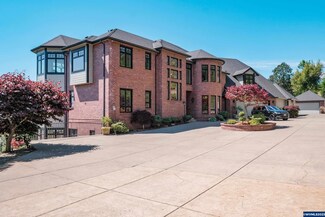 5250 Eola Dr NW, Salem, OR 97304