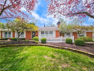 4864 Edinderry Dr NW, Canton, OH 44708