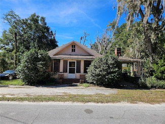 120 NE 2nd St, Williston, FL 32696