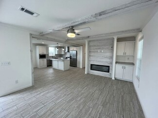 359 Jose Gaspar Dr Unit 359, North Fort Myers, FL 33917