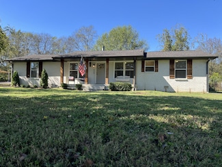 434 Sanders Ferry Rd, Hendersonville, TN 37075