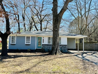 748 Elvis Presley Dr, Tupelo, MS 38804