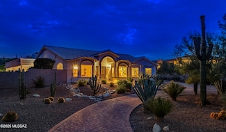 11515 N Flying Bird Dr, Tucson, AZ 85737