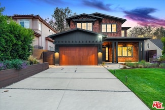 541 S Westgate Ave, Los Angeles, CA 90049