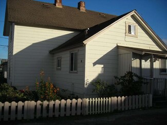 19 Fremont St, Royal Oaks, CA 95076