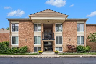 4198 Packard St Unit 1, Ann Arbor, MI 48108