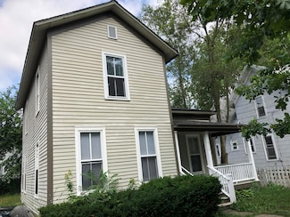 916 Osborne St, Kalamazoo, MI 49001