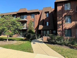 80 S Pleasant Rd Unit A204, Lake Zurich, IL 60047