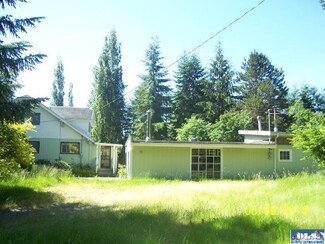 13 Wildwood Rd, Quilcene, WA 98376