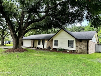 12309 Keats Place, Ocean Springs, MS 39564