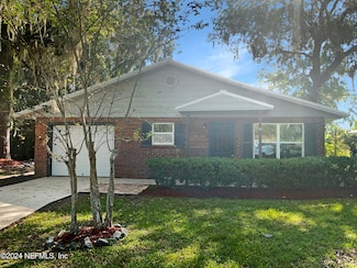 206 N Orange St, Starke, FL 32091
