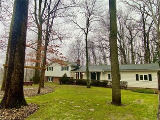 1445 Romane Dr, Northfield, OH 44067